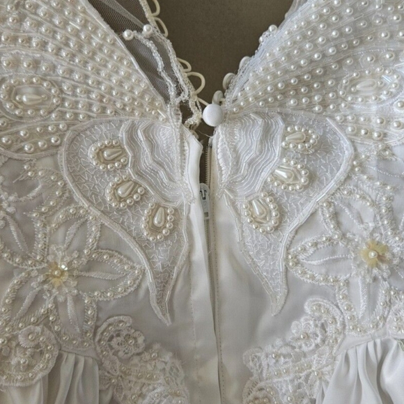 1990's wedding gown.Stunning - Picture 1 of 5